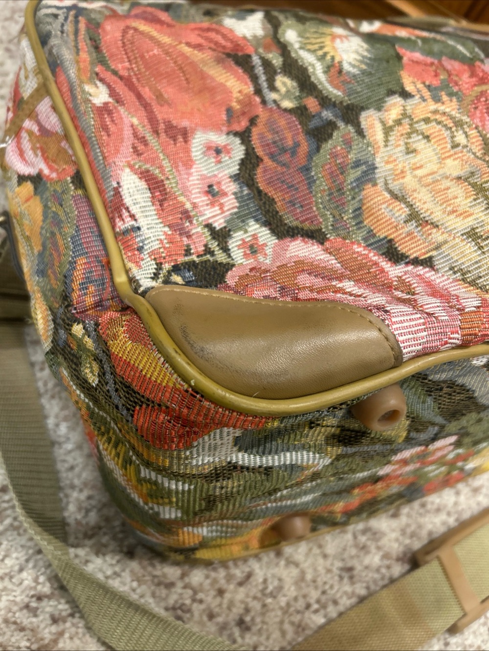 Adolfo Floral Tapestry Weekender Bag - Picture 7 of 11
